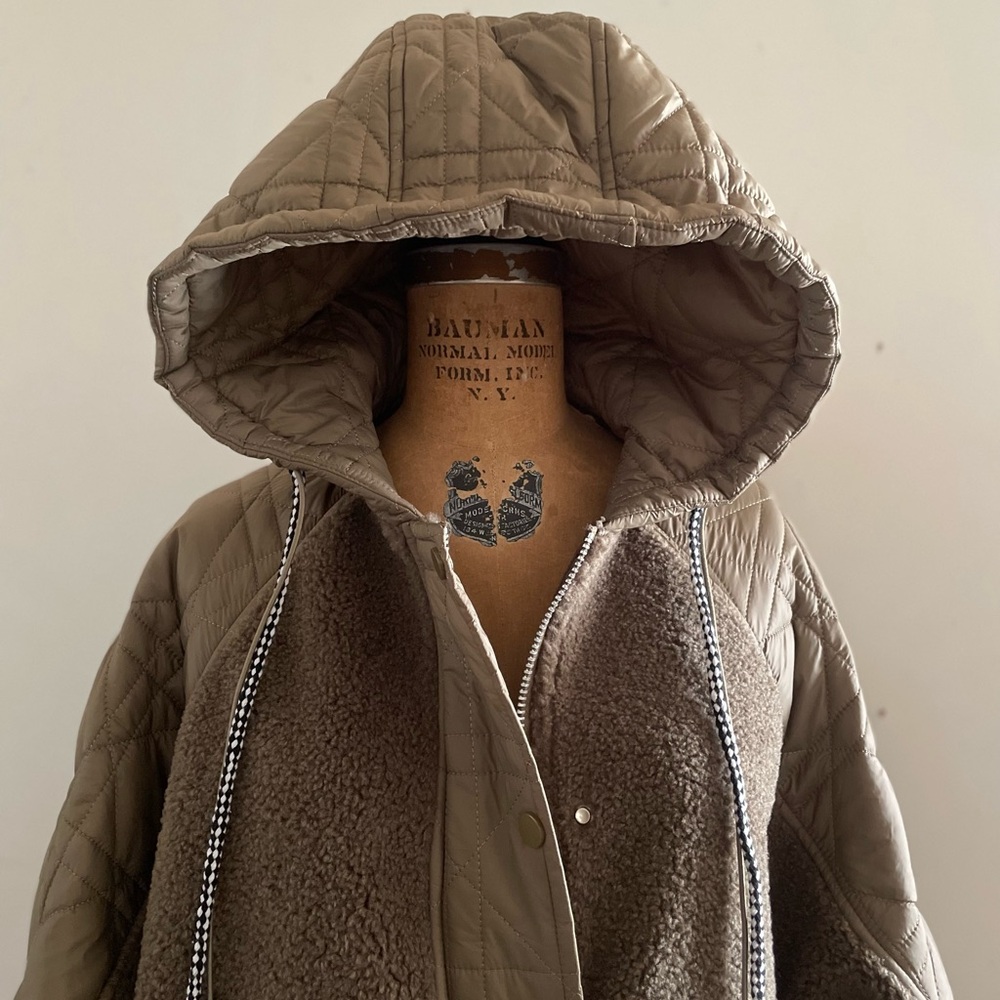 Silk Maison] Oversized Sherpa Quilted Fleece Jacket Coat - Picture 5 of 13
